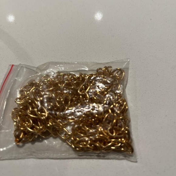 Gorgeous evening clutch - Picture 3 of 5